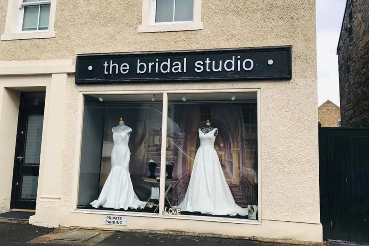 Bridal store before painted by Dingwall Decorators